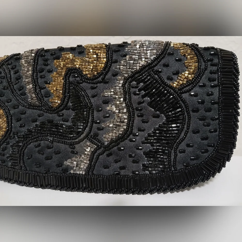 La Regale Ltd. Vintage Black‎ Beaded Clutch